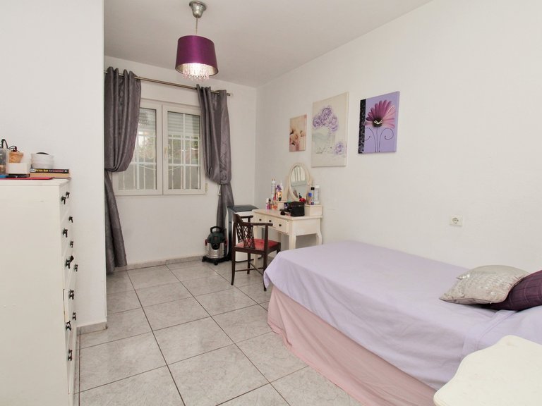 Town House for Sale in Villamartin, Alicante 16