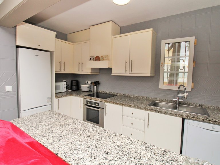 Town House for Sale in Villamartin, Alicante 11