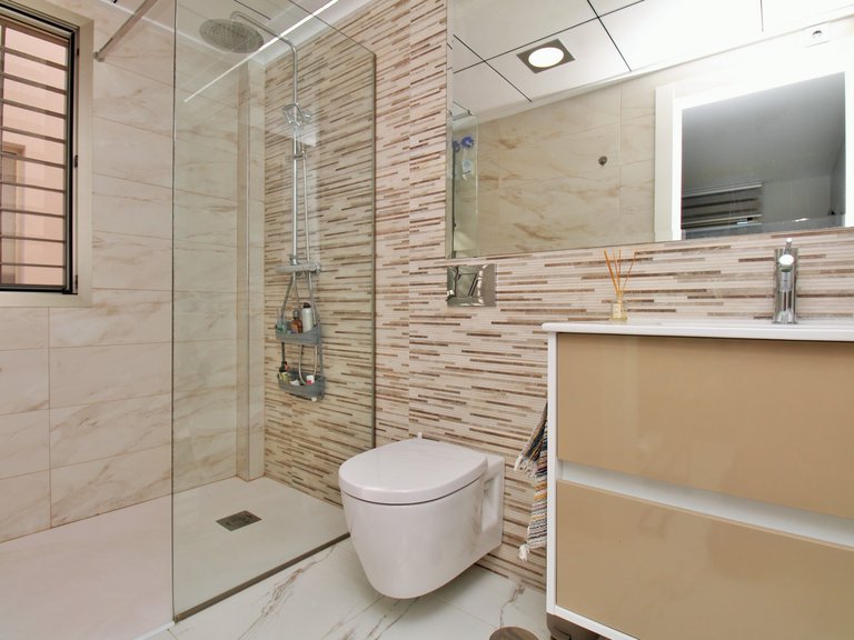 Villa for Sale in Villamartin, Alicante 19