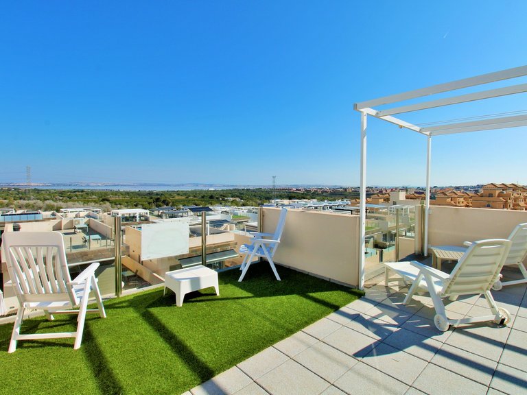 Villa for Sale in Villamartin, Alicante 21