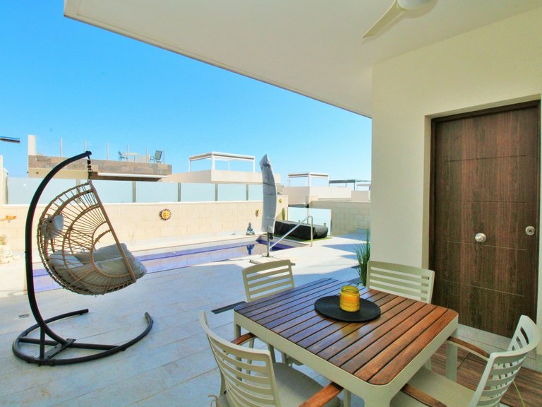Villa for Sale in Villamartin, Alicante 29
