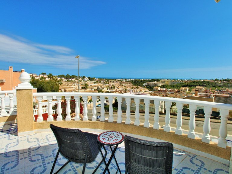 Villa for Sale in Villamartin, Alicante 36