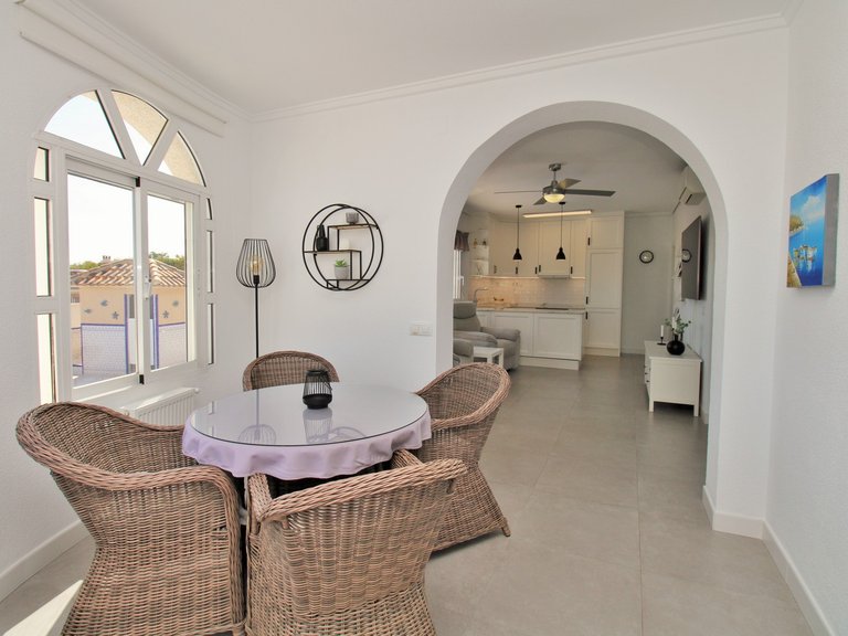 Villa for Sale in Villamartin, Alicante 14