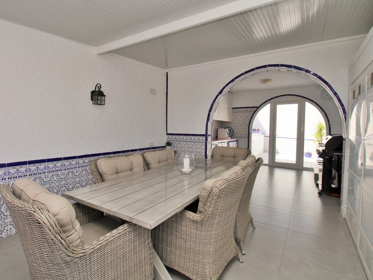 Villa for Sale in Villamartin, Alicante 11