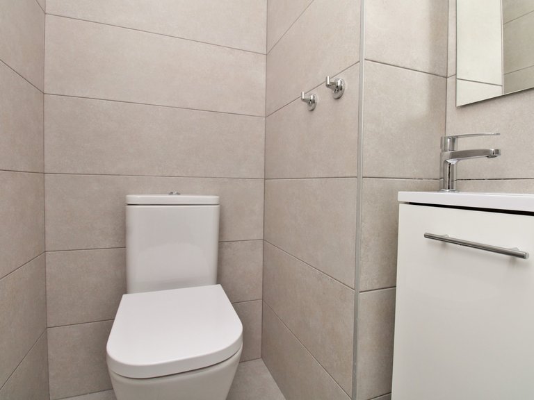 Villa for Sale in Villamartin, Alicante 27