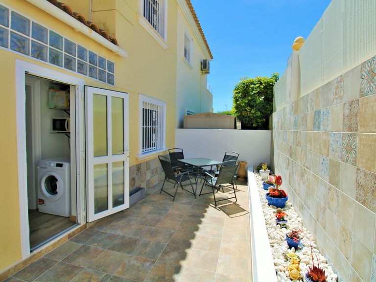 Town House for Sale in Villamartin, Alicante 23