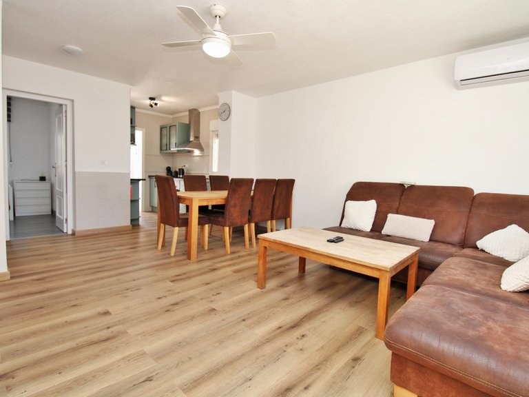 Town House for Sale in Villamartin, Alicante 5