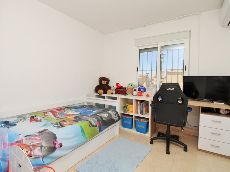 Town House for Sale in Villamartin, Alicante 21