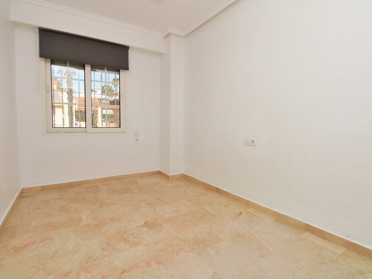 Town House for Sale in Villamartin, Alicante 23