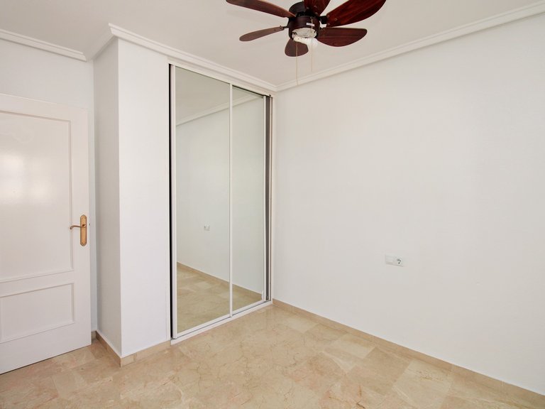 Town House for Sale in Villamartin, Alicante 21