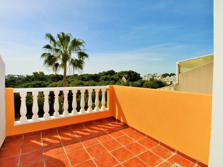 Town House for Sale in Villamartin, Alicante 15