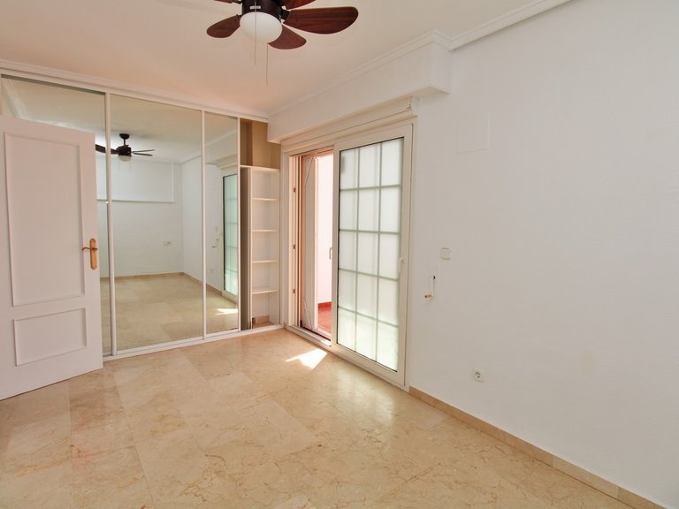 Town House for Sale in Villamartin, Alicante 14