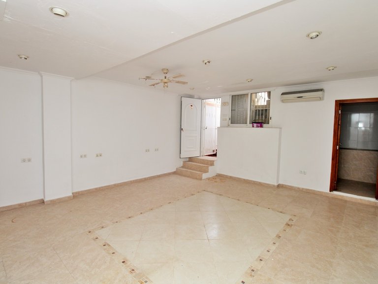 Town House for Sale in Villamartin, Alicante 30