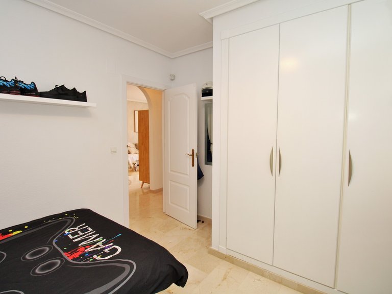 Town House for Sale in Villamartin, Alicante 14