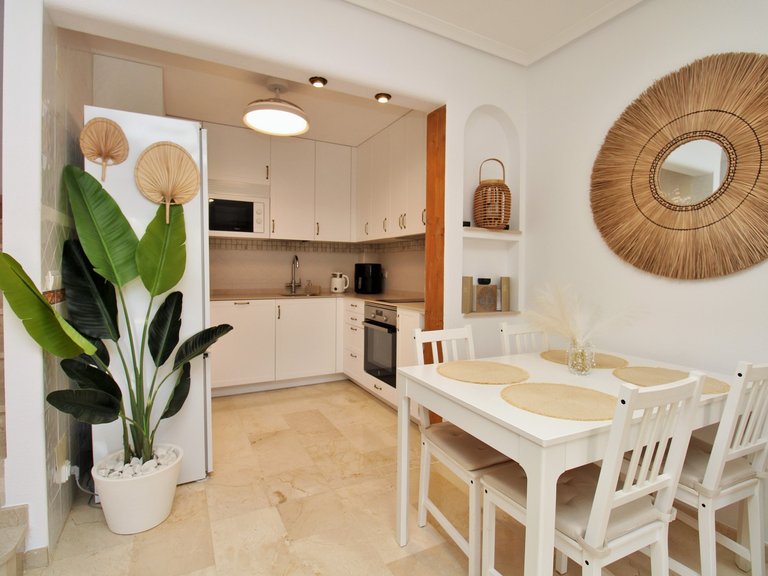 Town House for Sale in Villamartin, Alicante 7