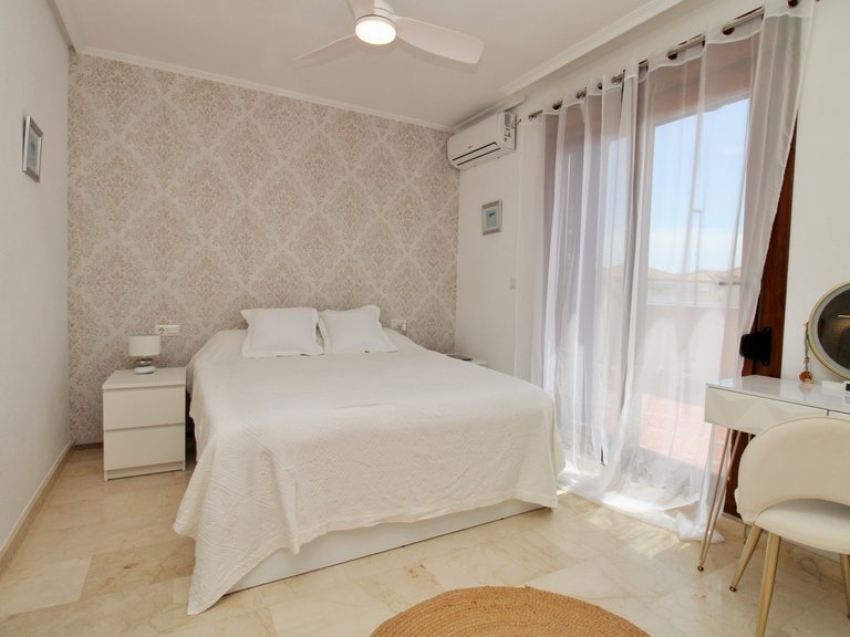 Town House for Sale in Villamartin, Alicante 15