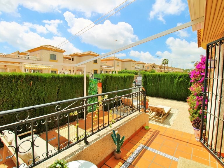 Town House for Sale in Villamartin, Alicante 23