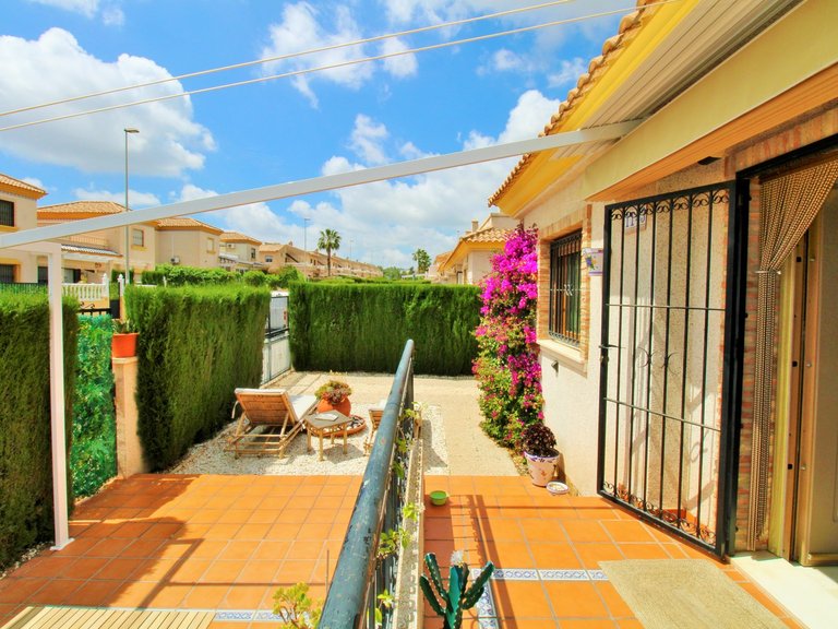 Town House for Sale in Villamartin, Alicante 22