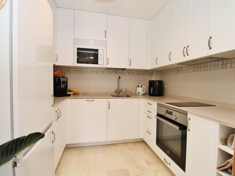 Town House for Sale in Villamartin, Alicante 8