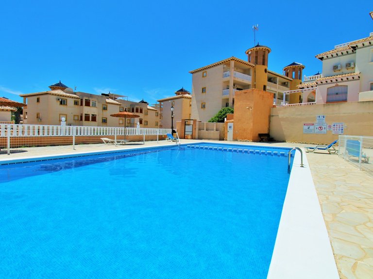 Town House for Sale in Cabo Roig, Alicante 2