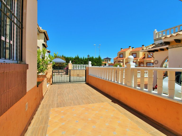 Town House for Sale in Cabo Roig, Alicante 24