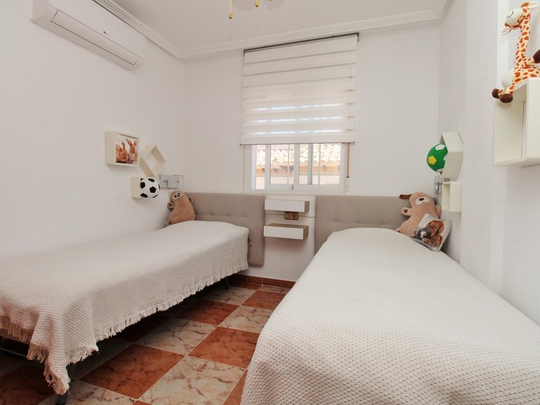 Town House for Sale in Cabo Roig, Alicante 16