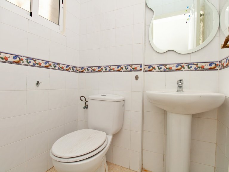 Town House for Sale in Villamartin, Alicante 9
