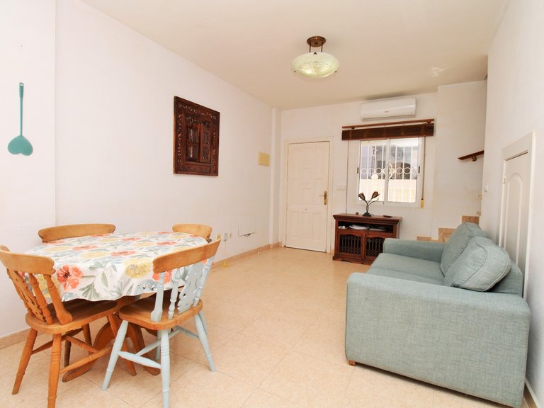 Town House for Sale in Villamartin, Alicante 8