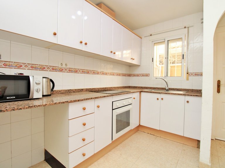 Town House for Sale in Villamartin, Alicante 7