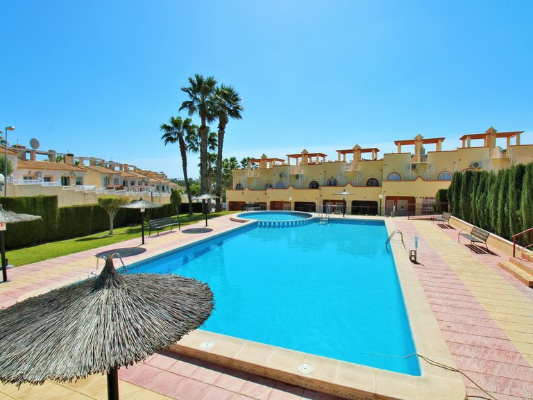 Town House for Sale in Villamartin, Alicante 18