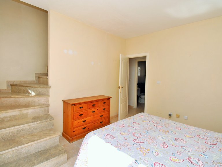 Town House for Sale in Villamartin, Alicante 11