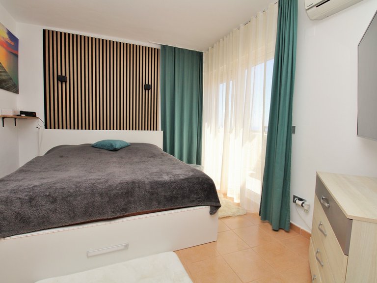 Town House for Sale in Villamartin, Alicante 17