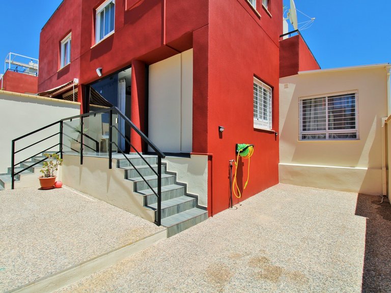 Town House for Sale in Villamartin, Alicante 30