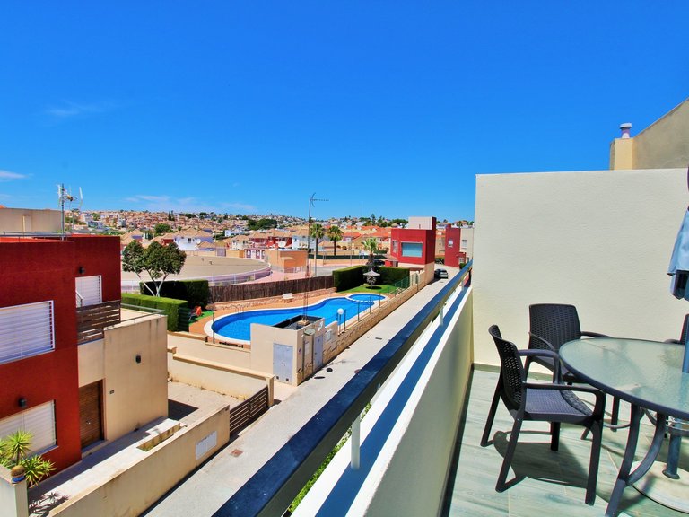 Town House for Sale in Villamartin, Alicante 5
