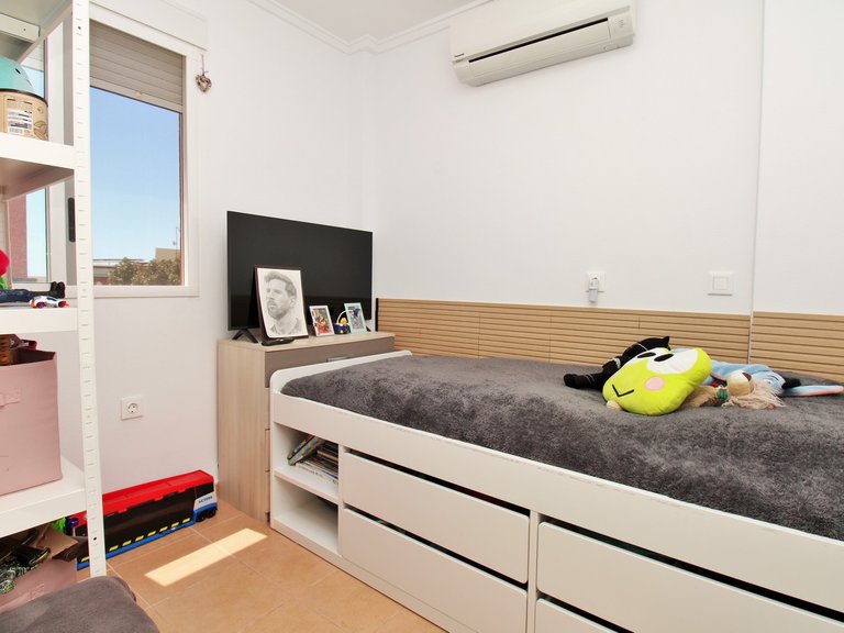Town House for Sale in Villamartin, Alicante 24