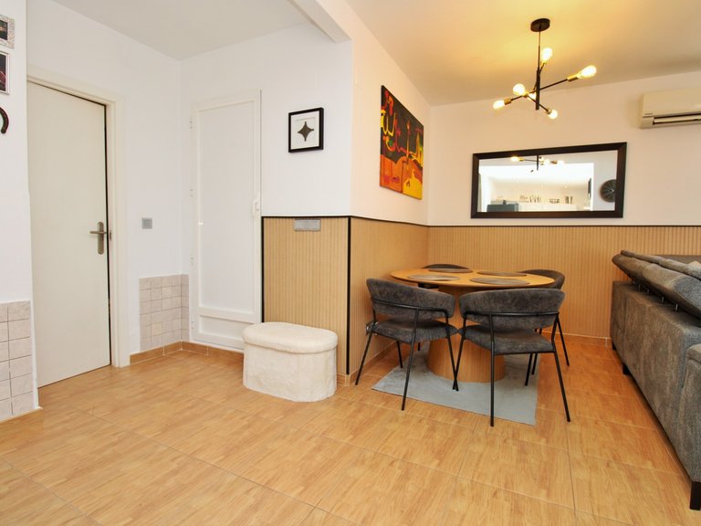 Town House for Sale in Villamartin, Alicante 10