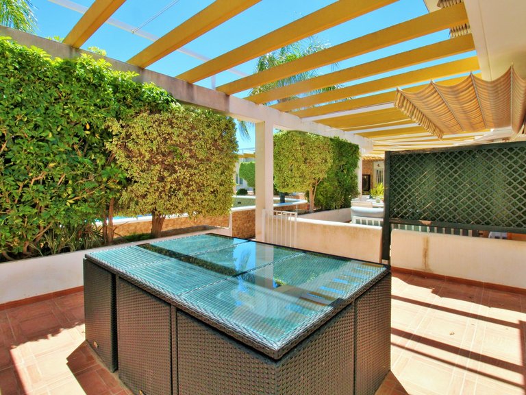 Villa for Sale in Mil Palmeras, Alicante 20