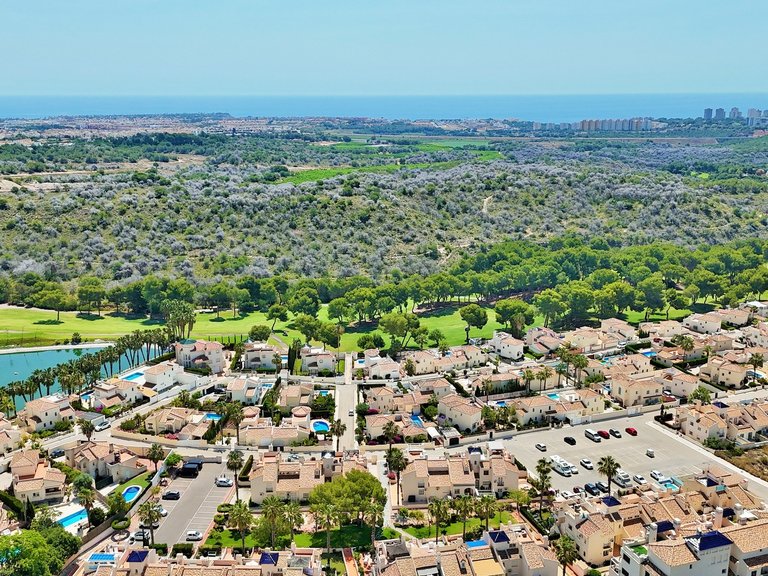 Town House for Sale in Las Ramblas, Alicante 3