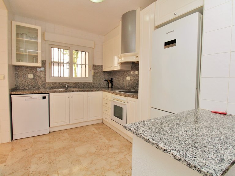 Town House for Sale in Las Ramblas, Alicante 11