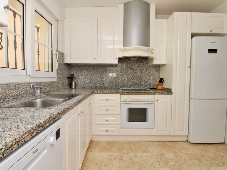 Town House for Sale in Las Ramblas, Alicante 12