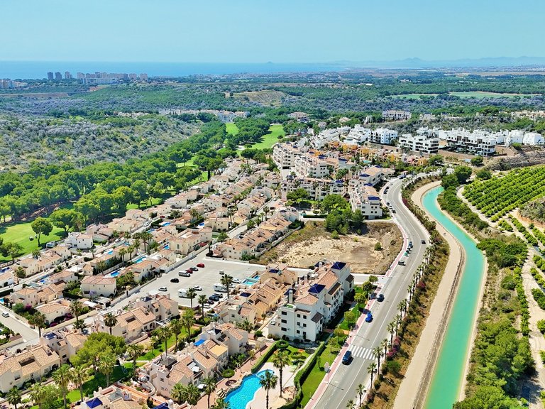 Town House for Sale in Las Ramblas, Alicante 30