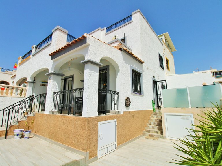 Town House for Sale in Los Altos, Alicante 1