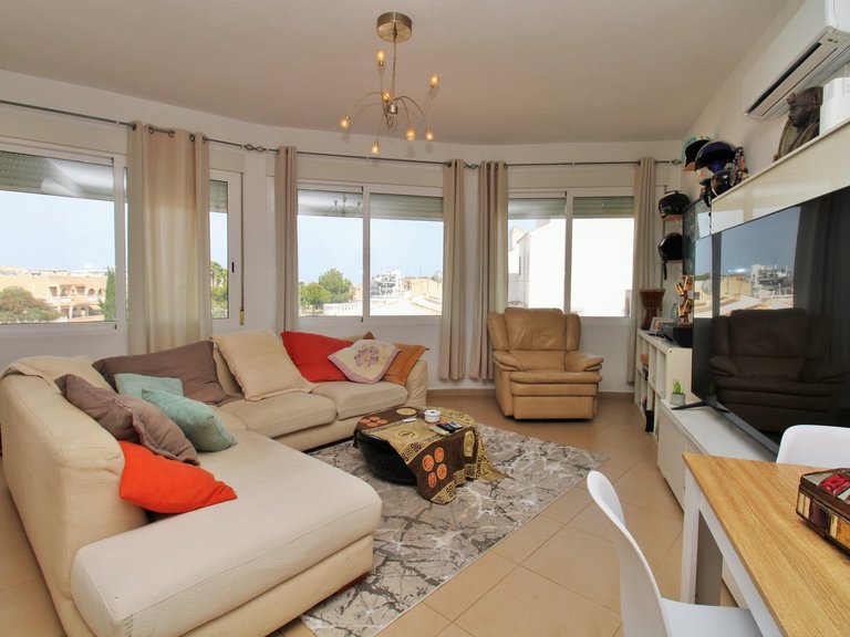 Apartment for Sale in Villamartin, Alicante 2