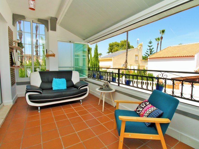 Villa for Sale in Villamartin, Alicante 3
