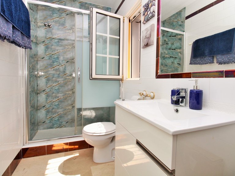 Villa for Sale in Villamartin, Alicante 13