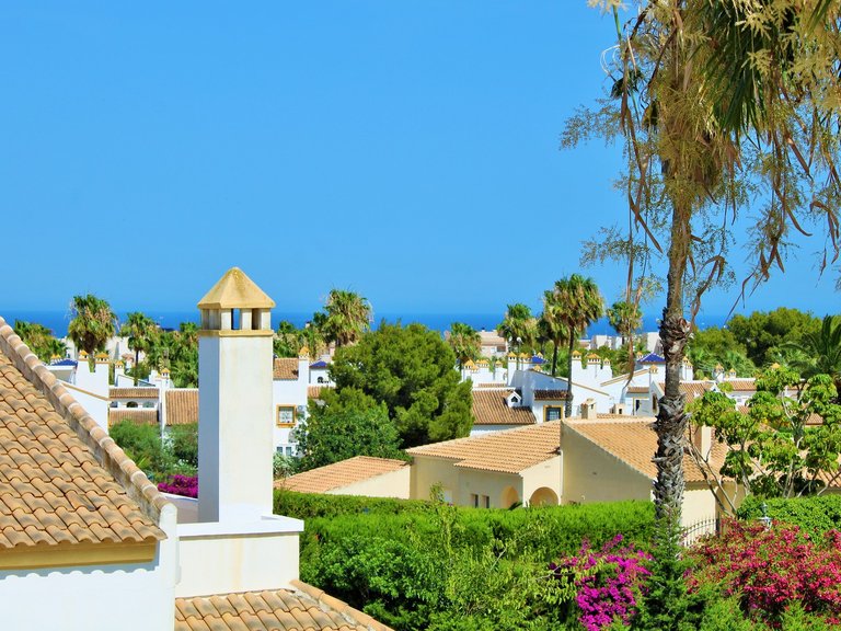 Villa for Sale in Villamartin, Alicante 24