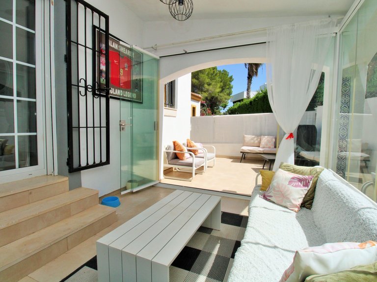 Villa for Sale in Villamartin, Alicante 16