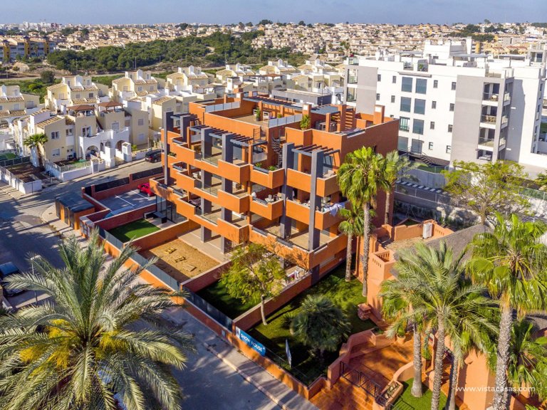 Apartment for Sale in Villamartin, Alicante 2