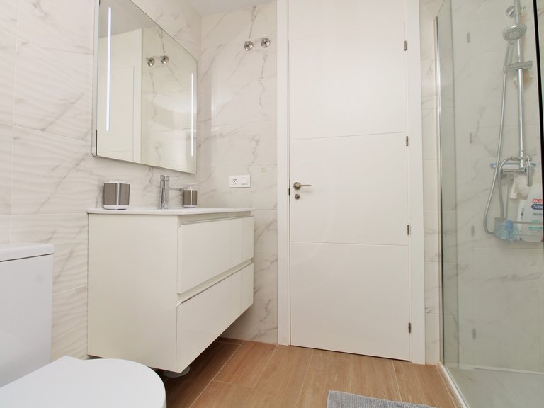 Apartment for Sale in Villamartin, Alicante 15