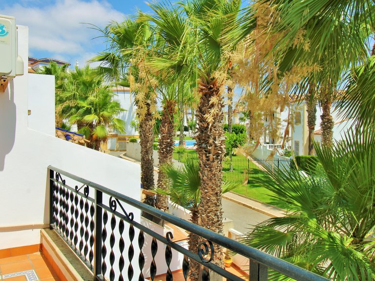 Town House for Sale in Villamartin, Alicante 18